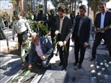 همزمان با آغاز هفته فراجا ،آیین گلباران مزار شهدای شهرستان پاکدشت برگزار شد