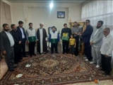 دیدار بخشدار مرکزی شهرستان پاکدشت با خانواده های شهدای روستای توچال