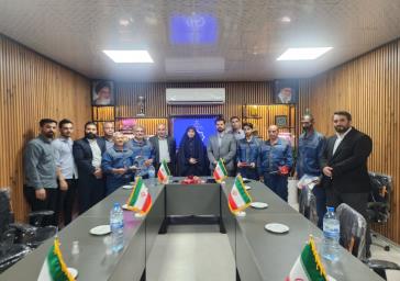 تجلیل سرپرست بخشداری مرکزی شهرستان پاکدشت از زحمات کارگران دهیاری ارمبویه
